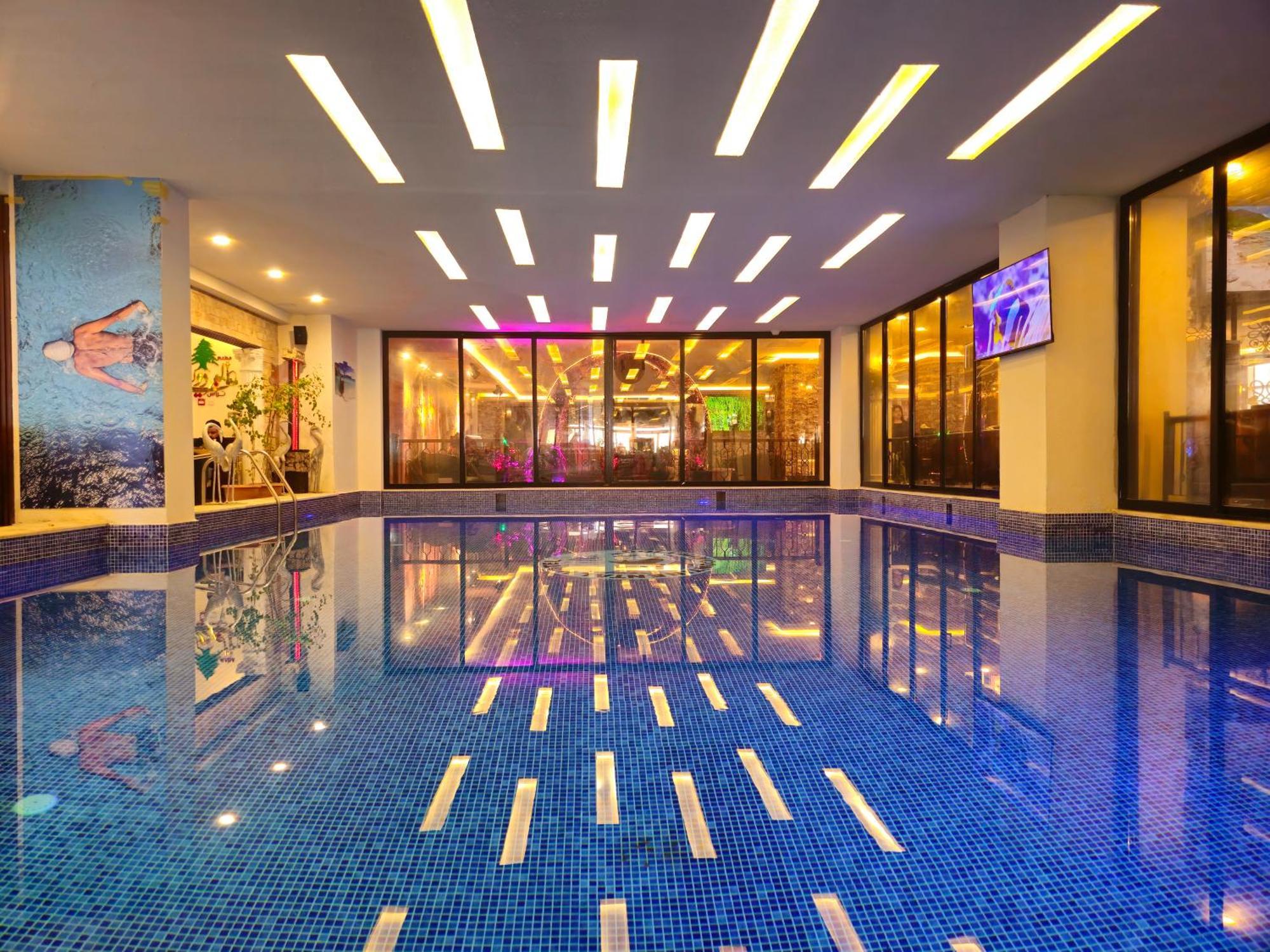 Dolphin Continental Hotel Кувейт Экстерьер фото