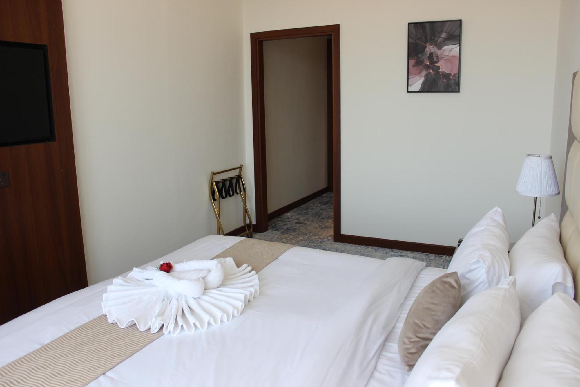 Dolphin Continental Hotel Кувейт Экстерьер фото