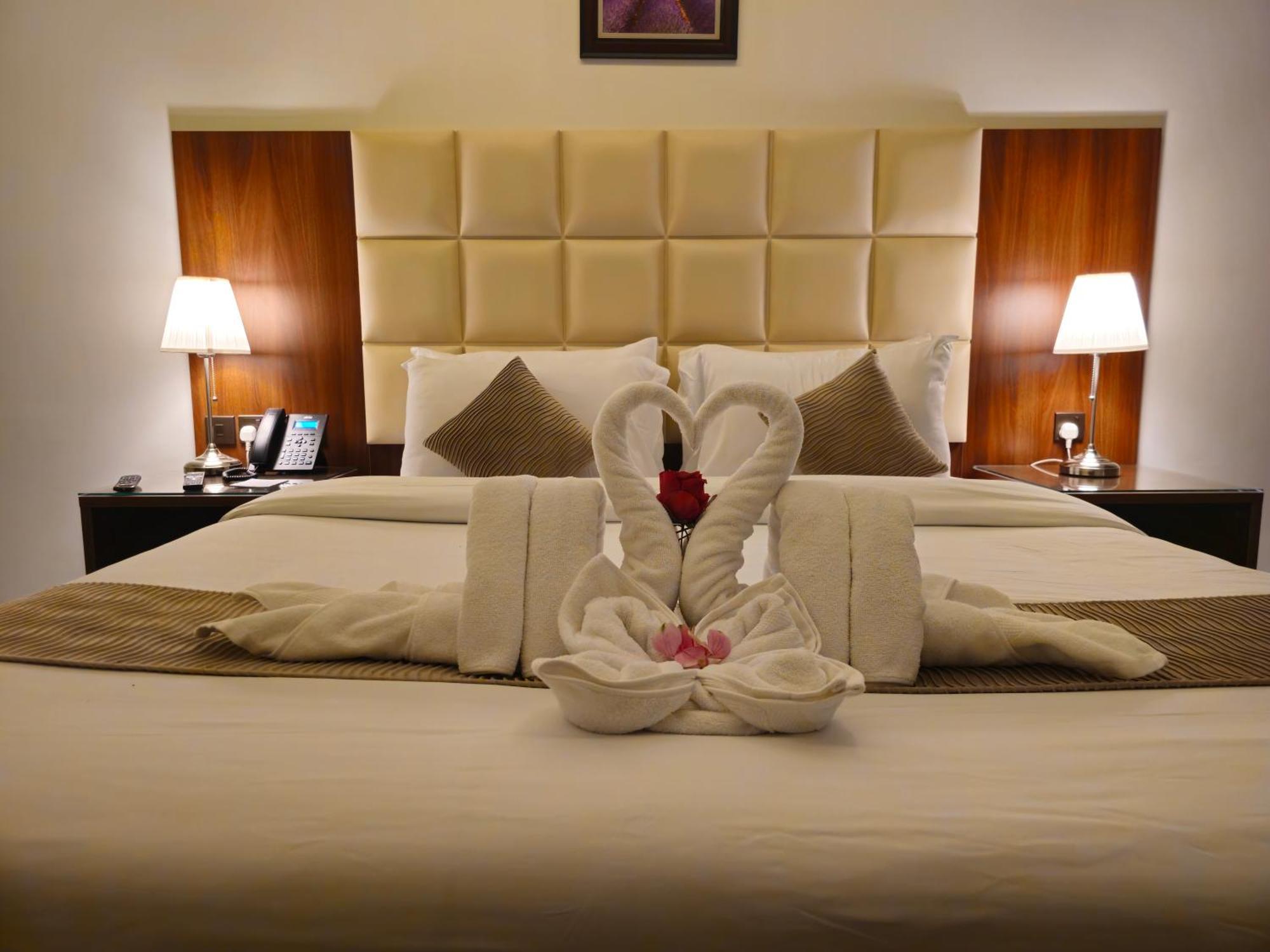 Dolphin Continental Hotel Кувейт Экстерьер фото