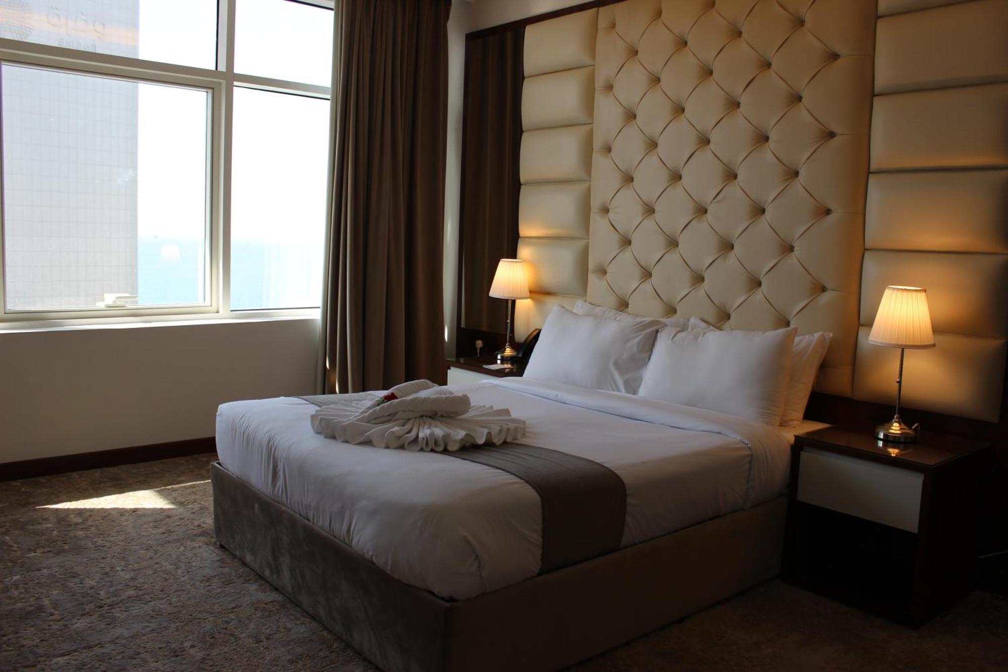 Dolphin Continental Hotel Кувейт Экстерьер фото