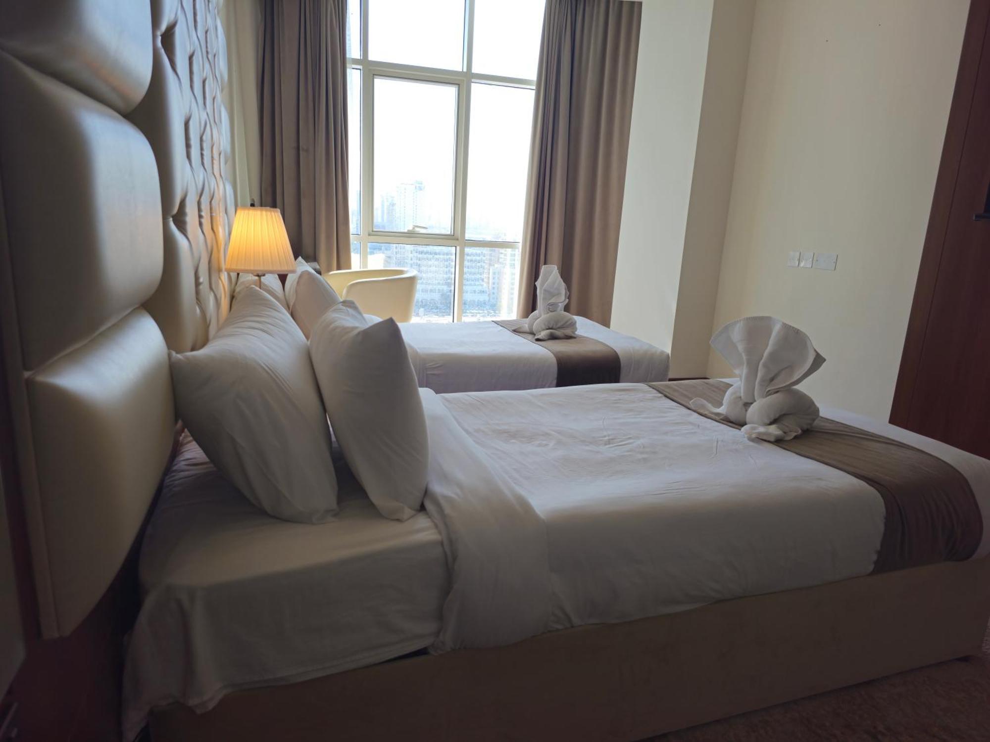 Dolphin Continental Hotel Кувейт Экстерьер фото