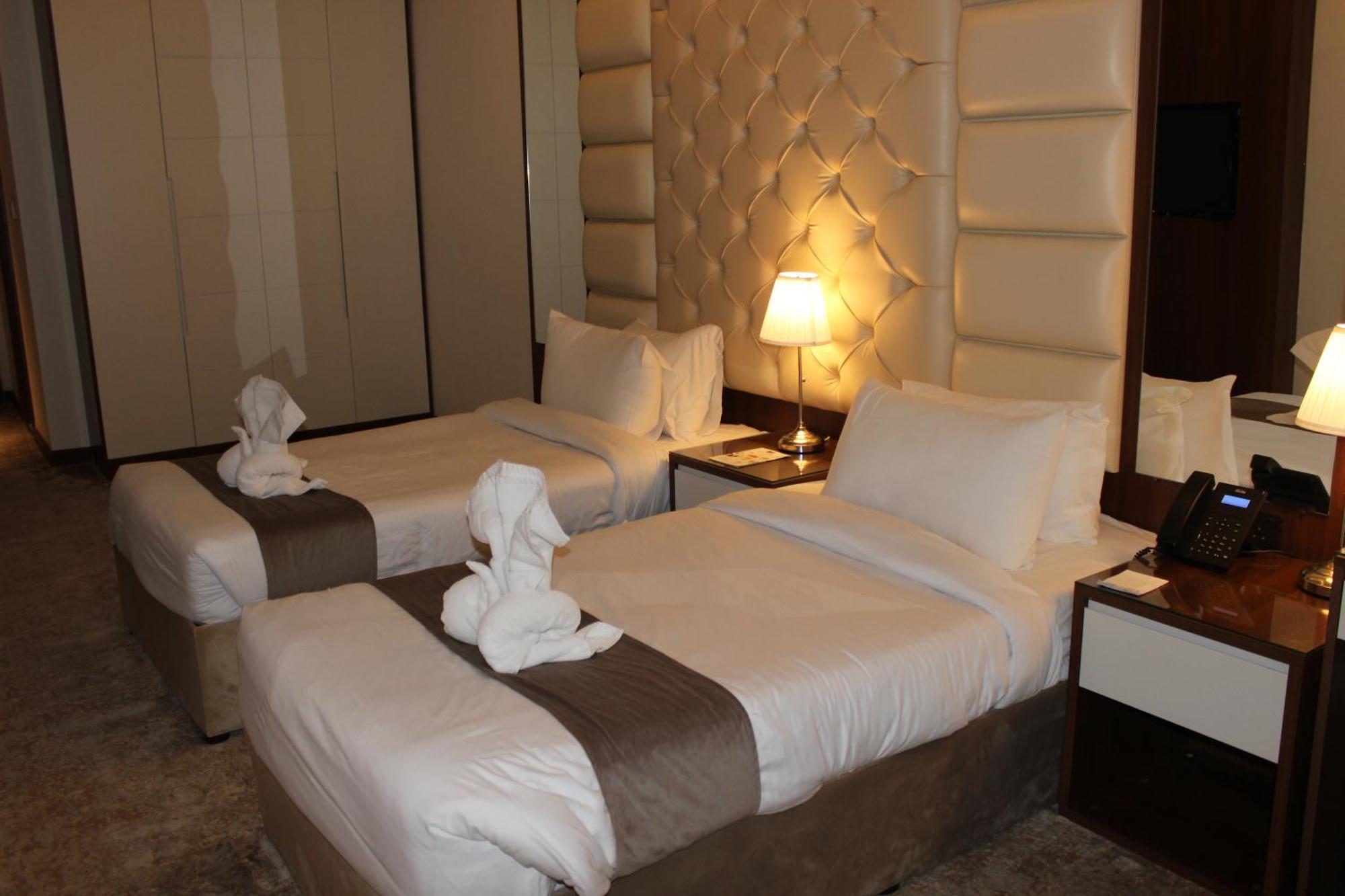 Dolphin Continental Hotel Кувейт Экстерьер фото
