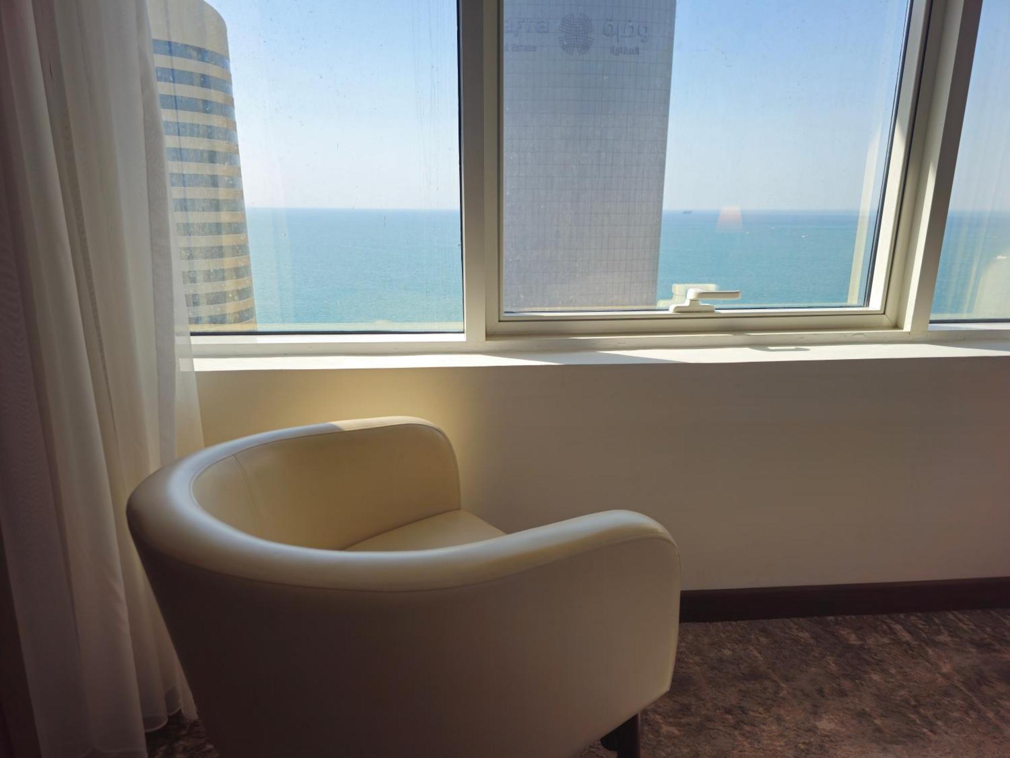 Dolphin Continental Hotel Кувейт Экстерьер фото