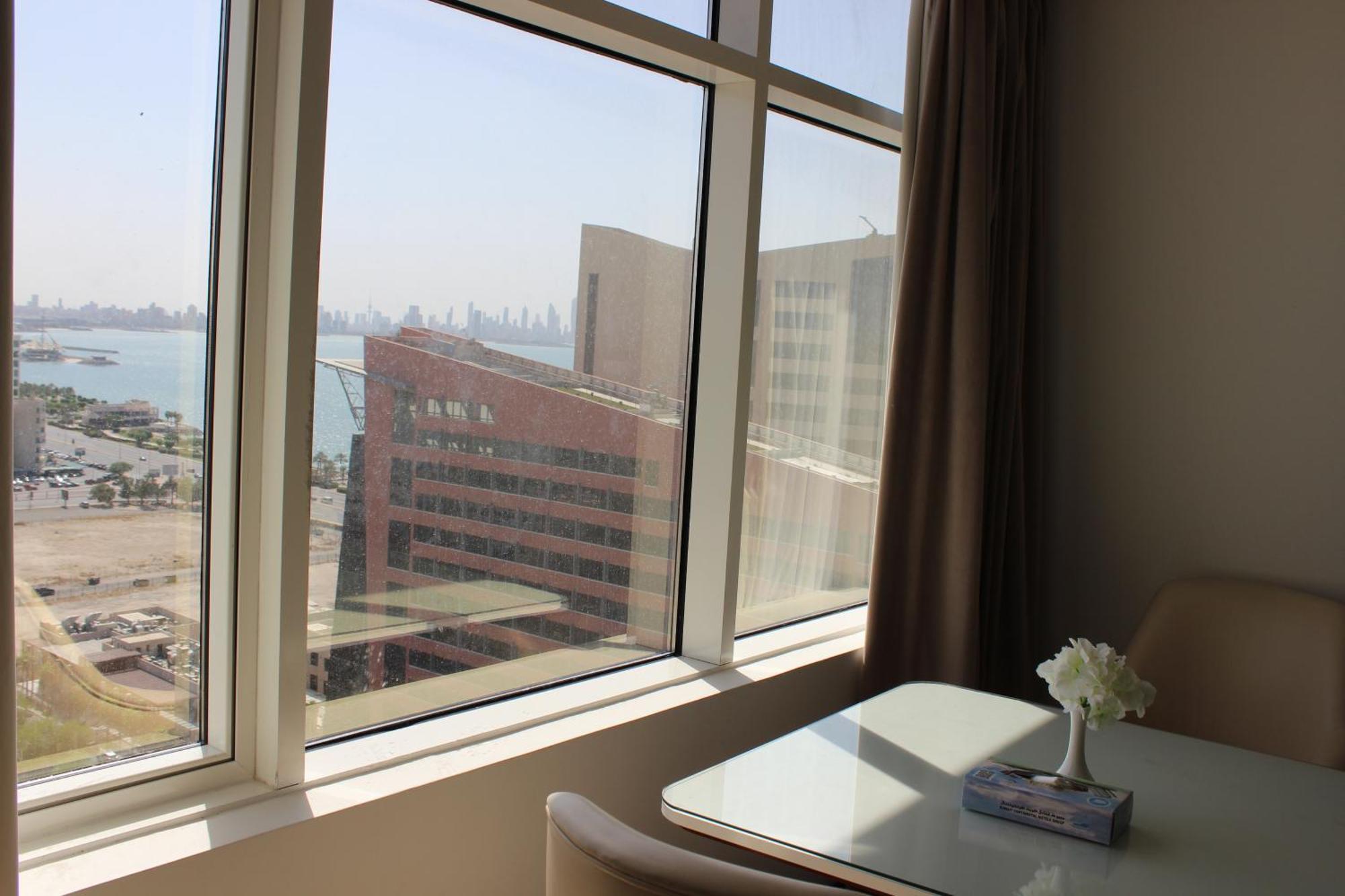 Dolphin Continental Hotel Кувейт Экстерьер фото