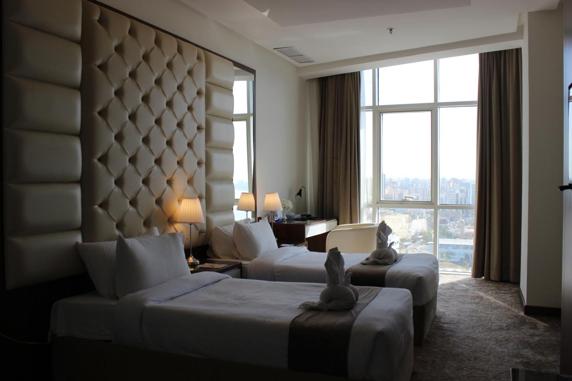 Dolphin Continental Hotel Кувейт Экстерьер фото