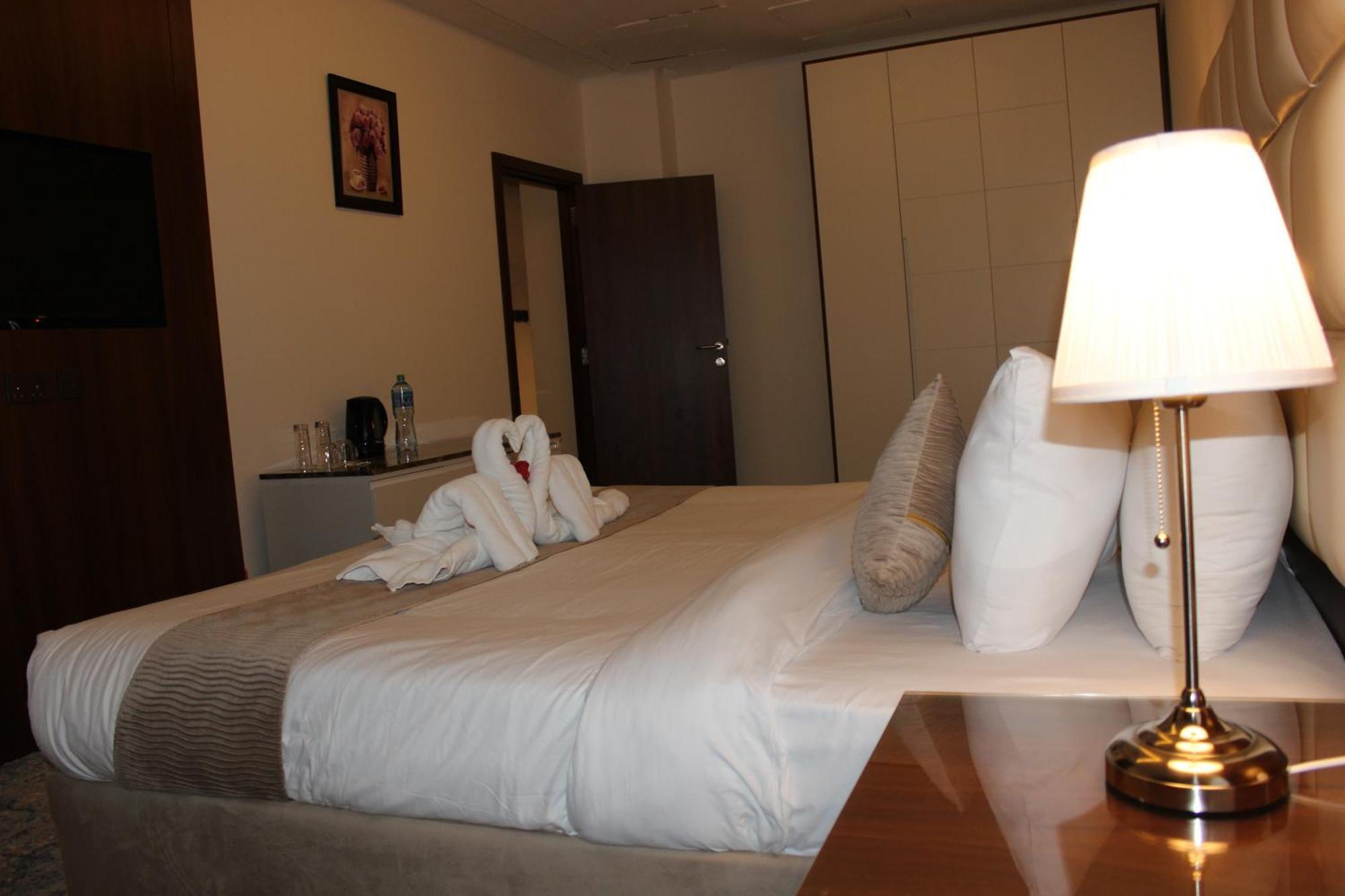 Dolphin Continental Hotel Кувейт Экстерьер фото